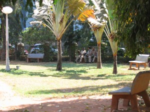 3 Bangalore Policemen in Richmond Town Park