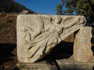 Sculpture near Memmius Monument